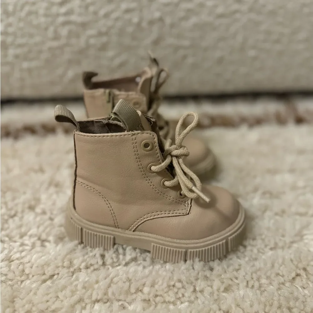 ZARA Baby Combat Boots - Picture 2 of 10